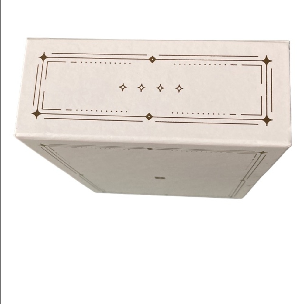 Cream Gold Embossed Keepsake Box - Picture 4 of 8